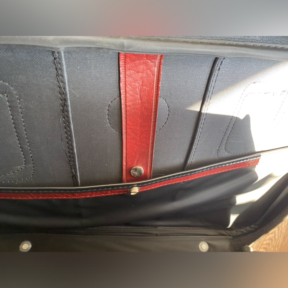 Vintage Jet Stream 2 piece luggage set. Great condition! - Picture 15 of 16